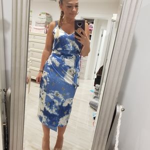 NEVER FULLY DRESSED set size 8